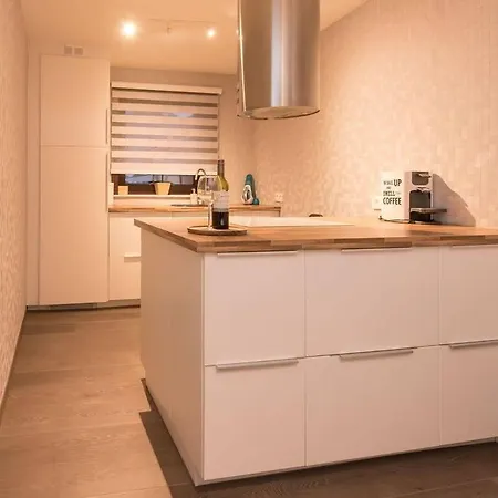 Oostende, Appartement Aan Zee * أوستيند
